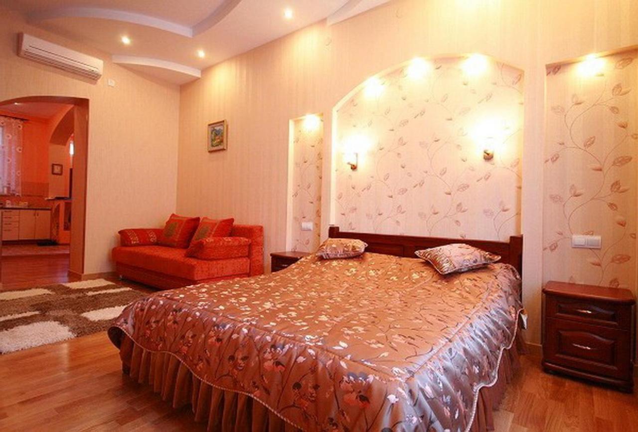 Park And Opera Apartments Лвив Екстериор снимка
