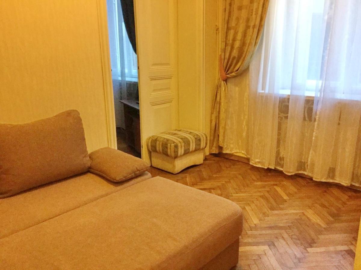 Park And Opera Apartments Лвив Екстериор снимка