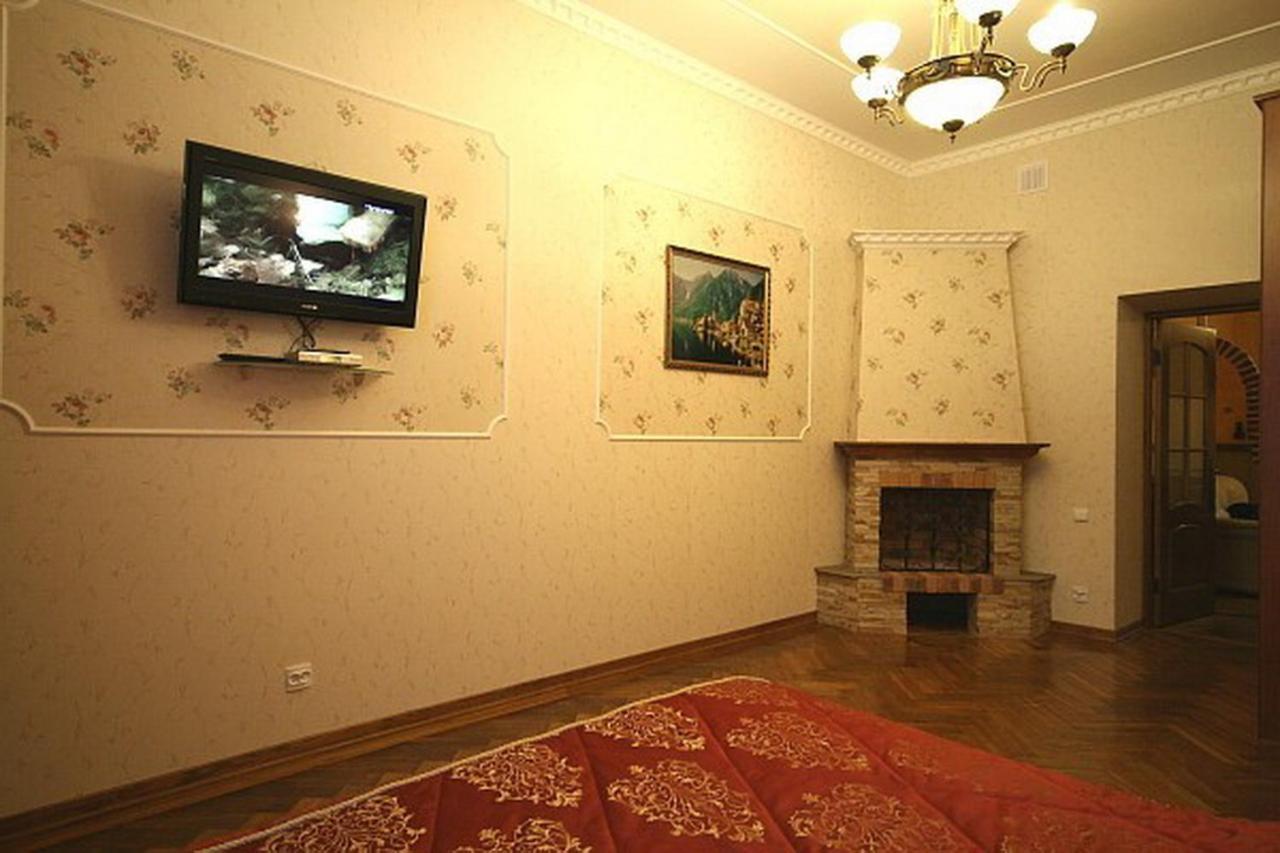 Park And Opera Apartments Лвив Екстериор снимка