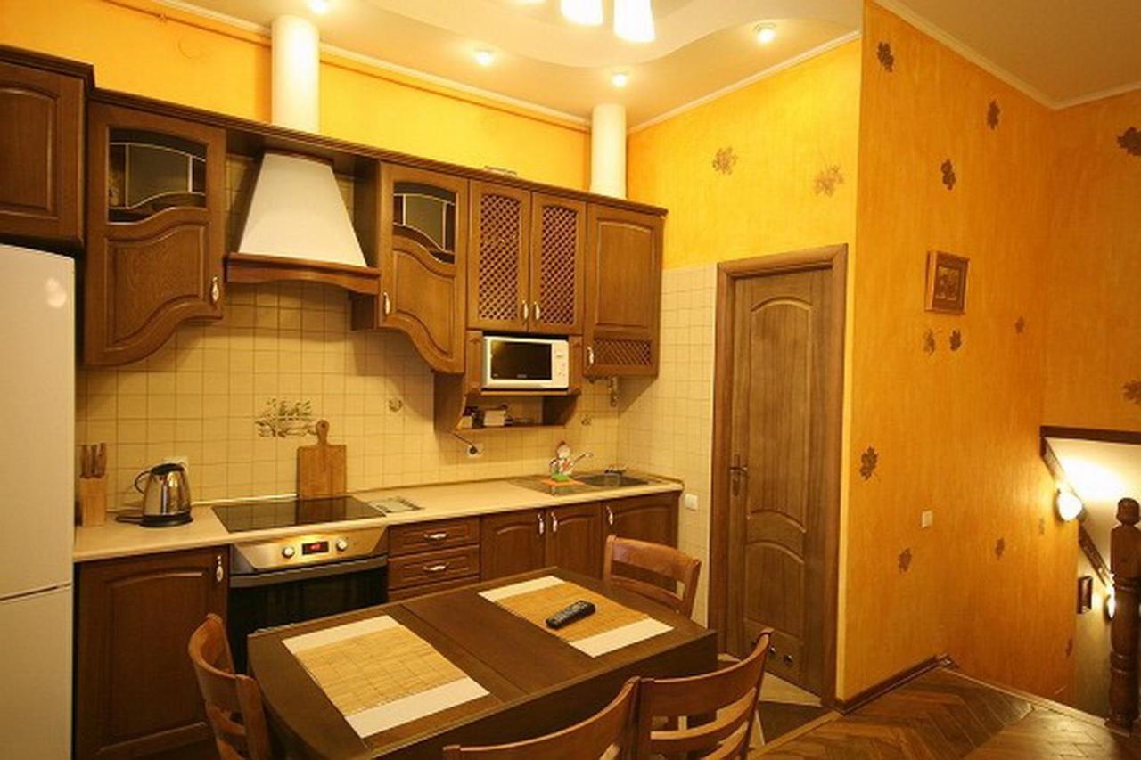Park And Opera Apartments Лвив Екстериор снимка